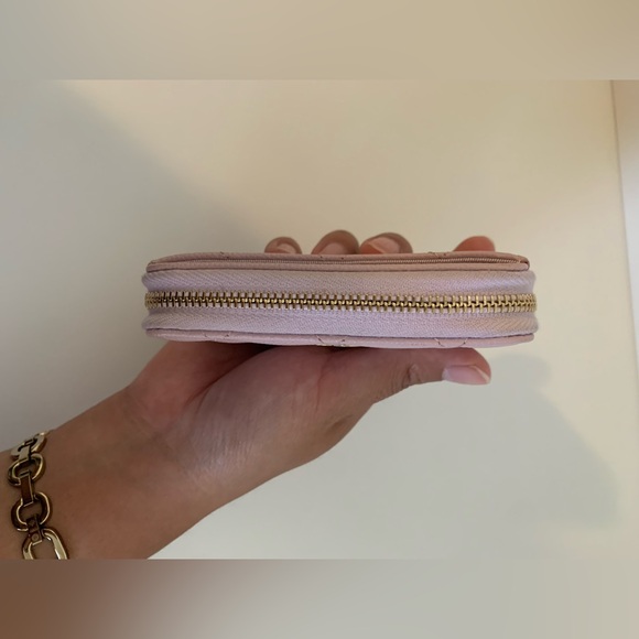 *PRICE FIRM* Authentic Chanel Classic Zip Coin Purse in Light Pink color - Picture 2 of 13